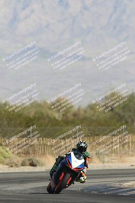 media/Oct-30-2025-Racers Edge (Thu) [[dabbdaf680]]/3-B Group/Session 2 Turn 2/